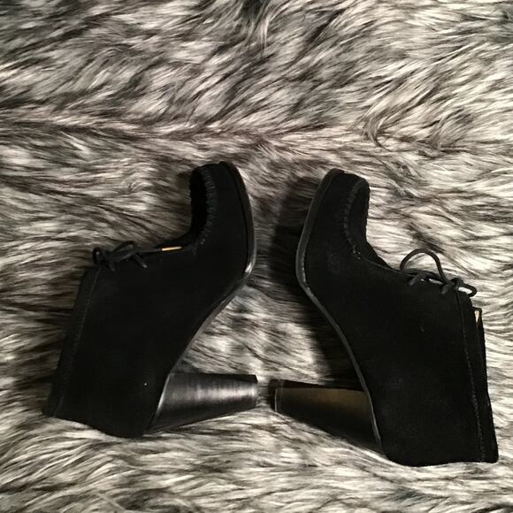 Isaac Mizrahi Black Suede Boots 7M - Picture 5 of 9